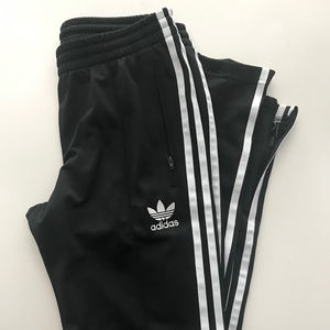 ❄️ SALE  NWOT Unisex Adidas Training Pants Size Small